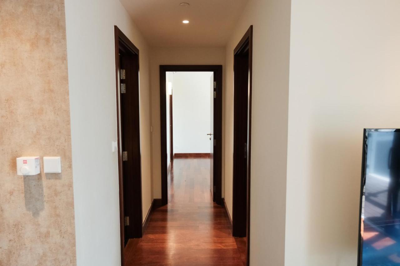 Brand New Water Front Luxury Cinnamon Suites Apartment In Heart Of Colombo City Kültér fotó