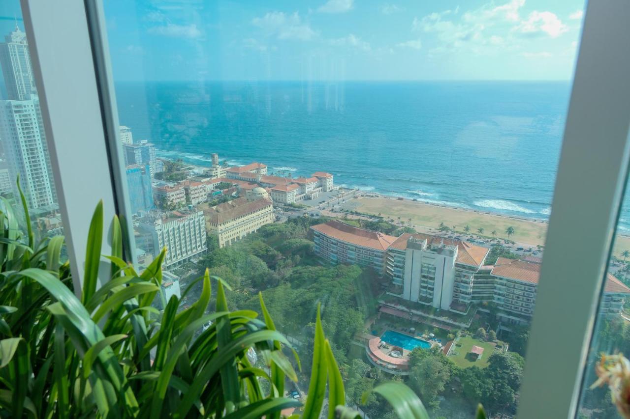 Brand New Water Front Luxury Cinnamon Suites Apartment In Heart Of Colombo City Kültér fotó