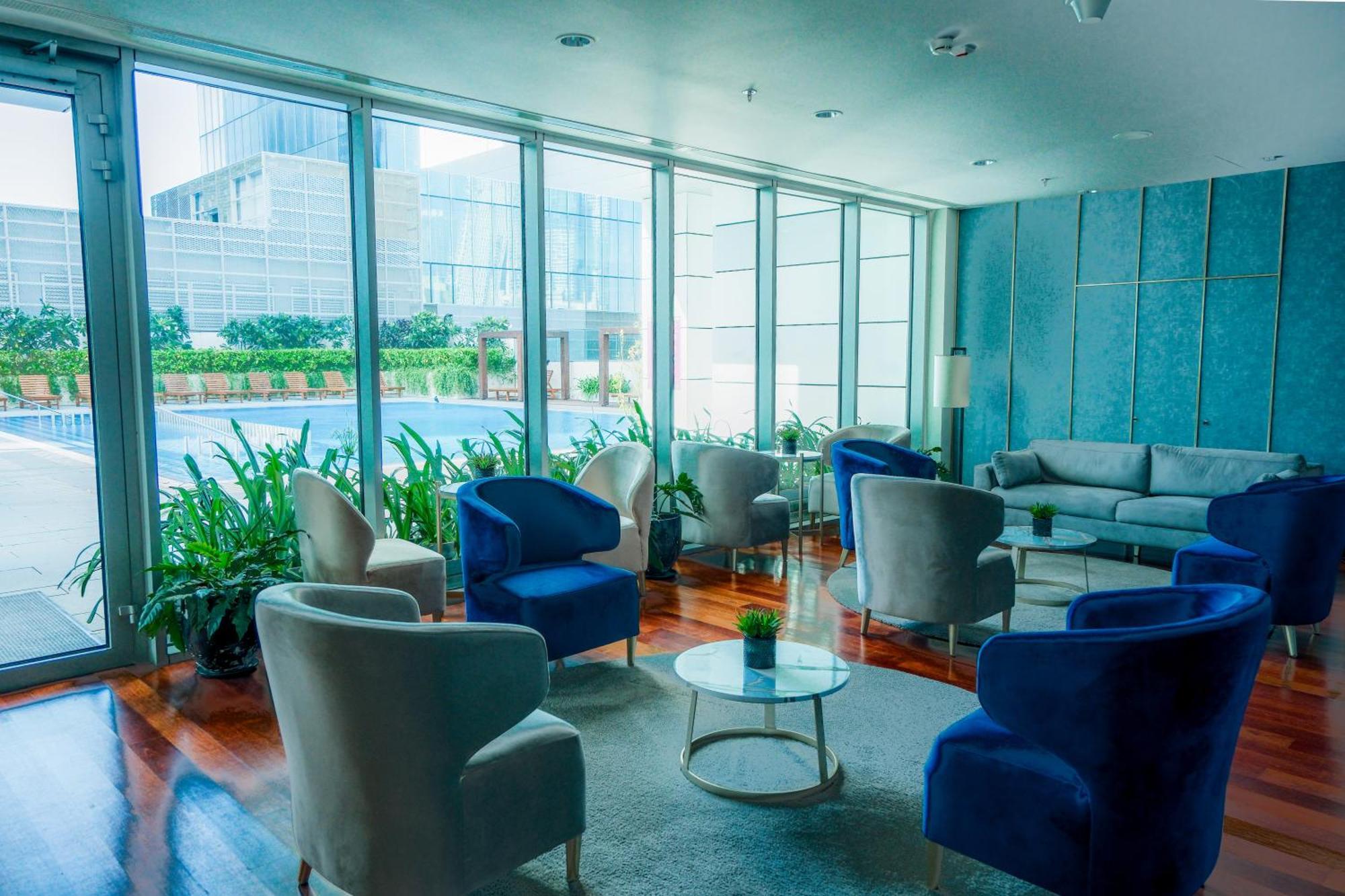 Brand New Water Front Luxury Cinnamon Suites Apartment In Heart Of Colombo City Kültér fotó